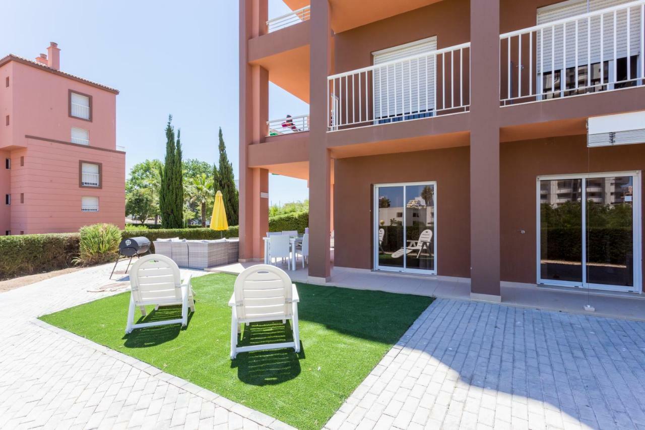 Tropical Beach Apartment Litoralmar Portimão Exterior foto